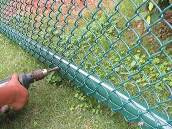 勾花護(hù)欄網(wǎng) 勾花護(hù)欄網(wǎng)