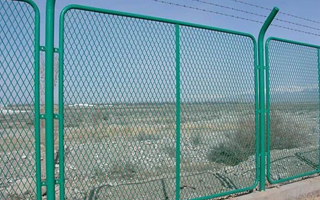 高速公路護欄網2 高速公路護欄網2