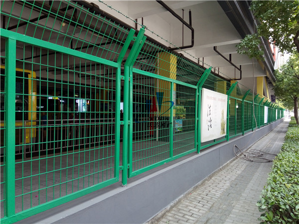 框架護(hù)欄網(wǎng)上海嘉定項(xiàng)目工程案例