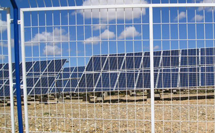 光伏發(fā)電圍欄網 光伏發(fā)電圍欄網