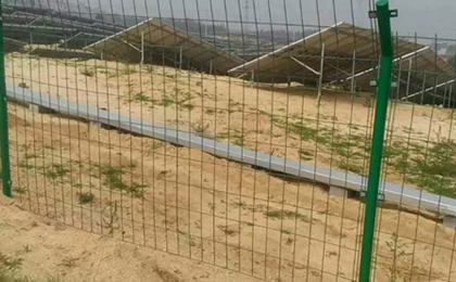 光伏發(fā)電圍欄網 光伏發(fā)電圍欄網