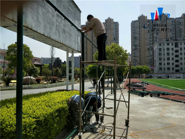 組裝式球場圍網(wǎng)圖片3 組裝式球場圍網(wǎng)圖片3