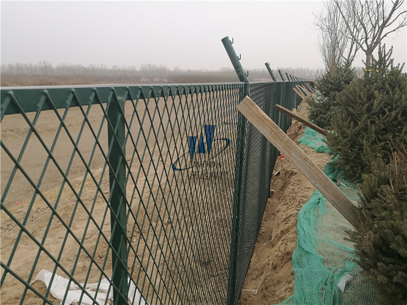 北京大興機場附近河道護欄網案例圖片8 北京大興機場附近河道護欄網案例圖片8