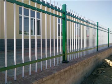 新鋼鐵藝護(hù)欄 (3) 新鋼鐵藝護(hù)欄 (3)